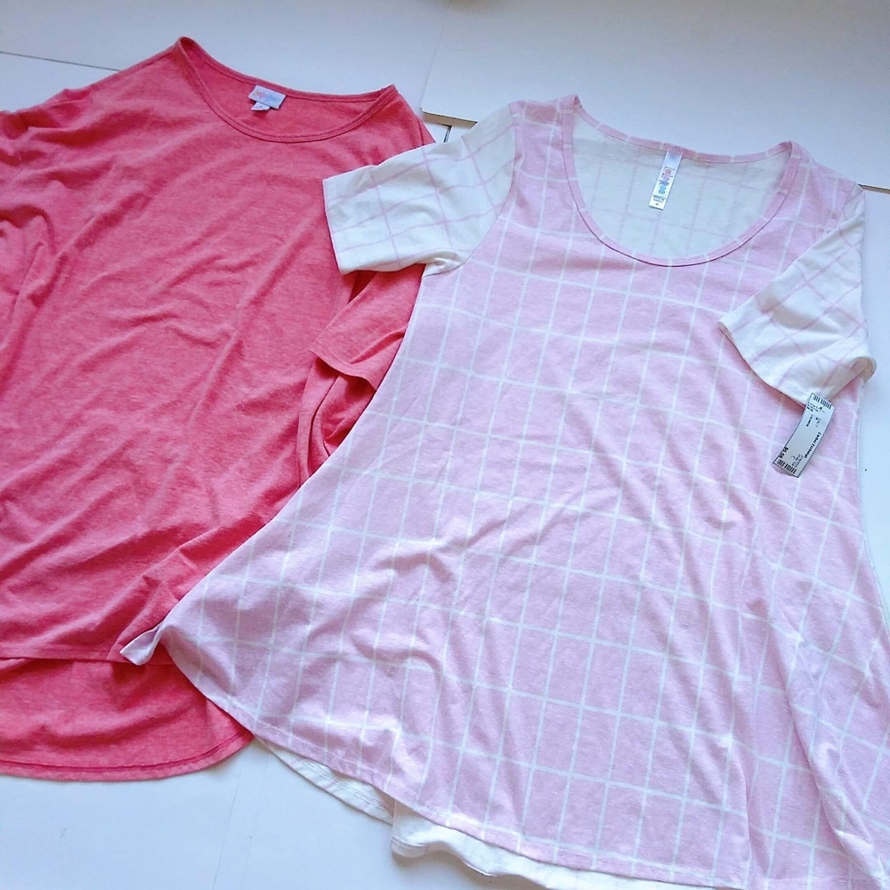 Medium Lula Roe women's tunic shirt top - Picture 2 of 5